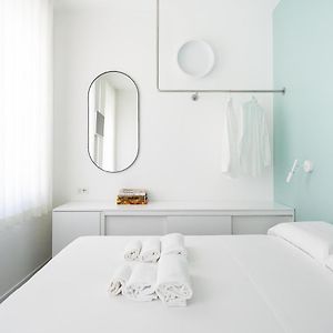 Vivo Rooms